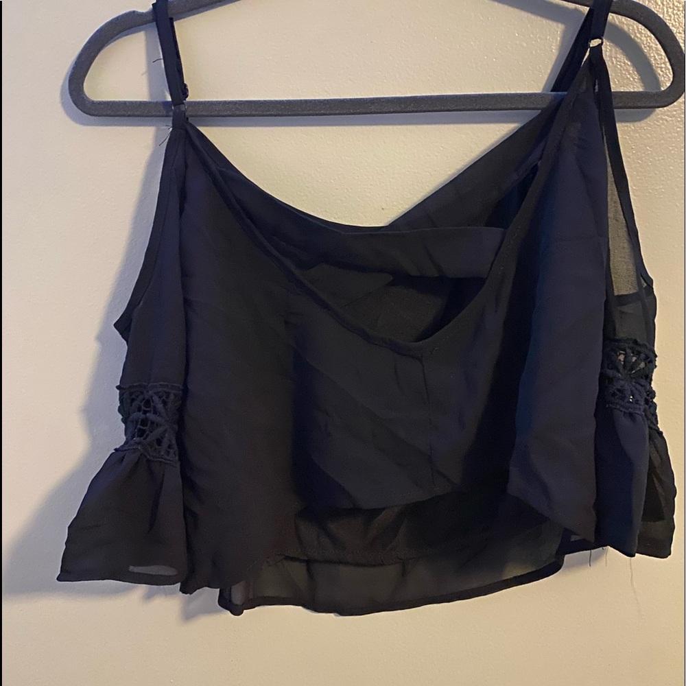 Crop top - Picture 3 of 4